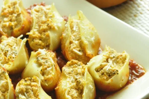Фаршированные ракушки с тыквой и рикоттой
