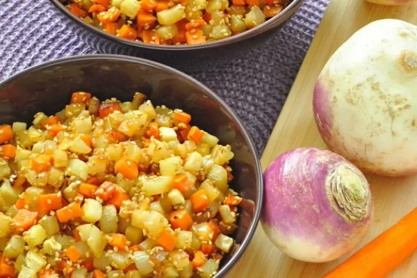 Кунжутная репа с морковью