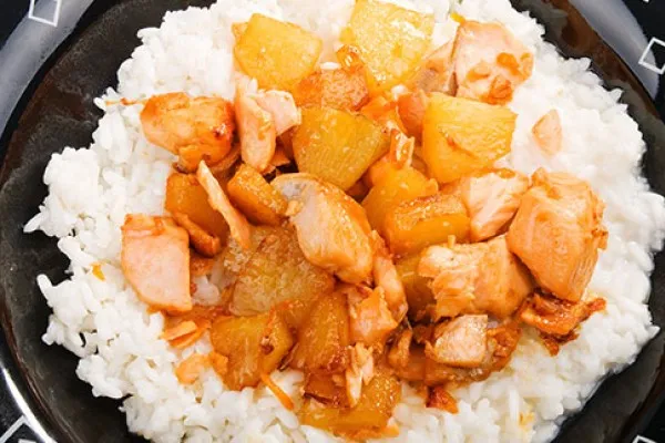 Курица с ананасом