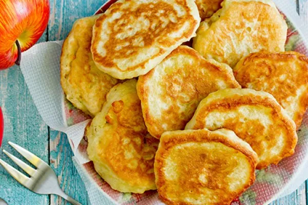 Панкейки с яблочным пюре