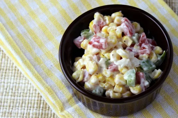 Салат из кукурузы с обезжиренной заправкой ранч